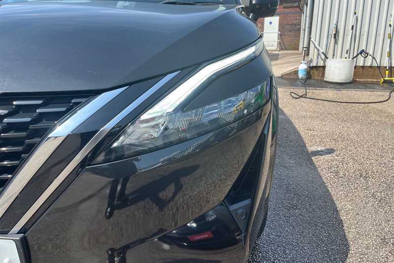 Nissan Qashqai 1.3 Dig-t Mh N-connecta Glass Roof BC73OEY Black #3