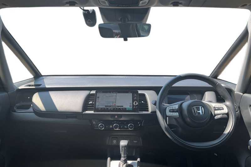Honda Jazz 1.5 I-mmd Hybrid Crosstar Advance Ecvt White #4