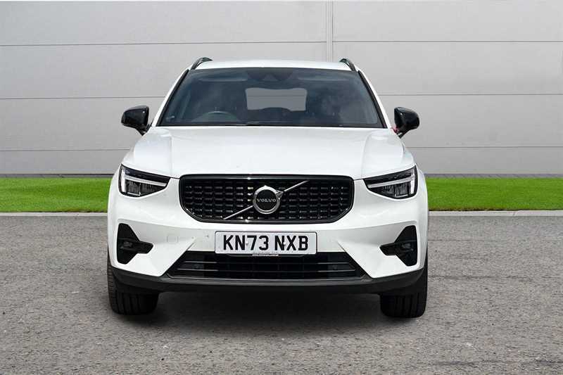 Volvo XC40 170Kw Recharge Plus 69Kwh KN73NXB White #6