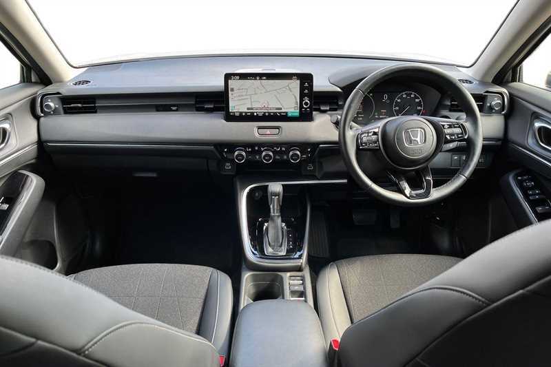 Honda Hr-V 1.5 Ehev Advance Cvt White #4