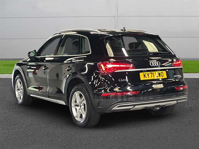 Audi Q5 50 Tfsi E Quattro Sport S Tronic Black #2