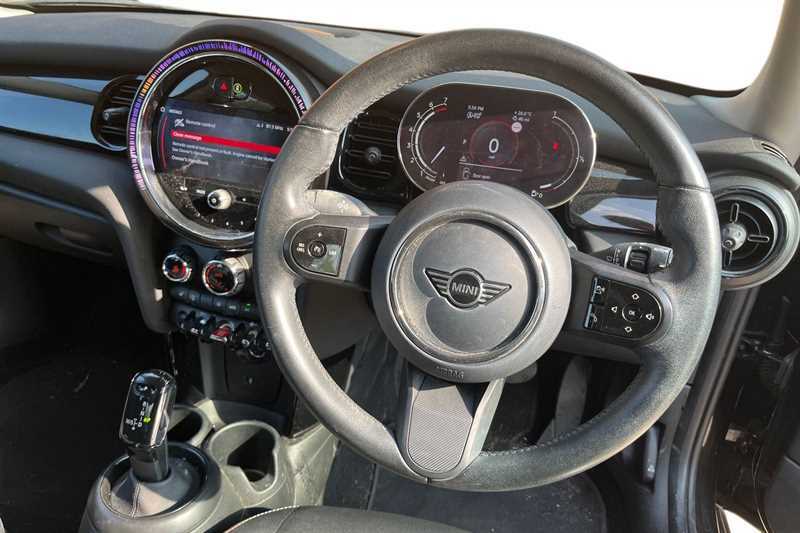 Mini Hatch 1.5 Cooper Classic KX23OAC Black #4