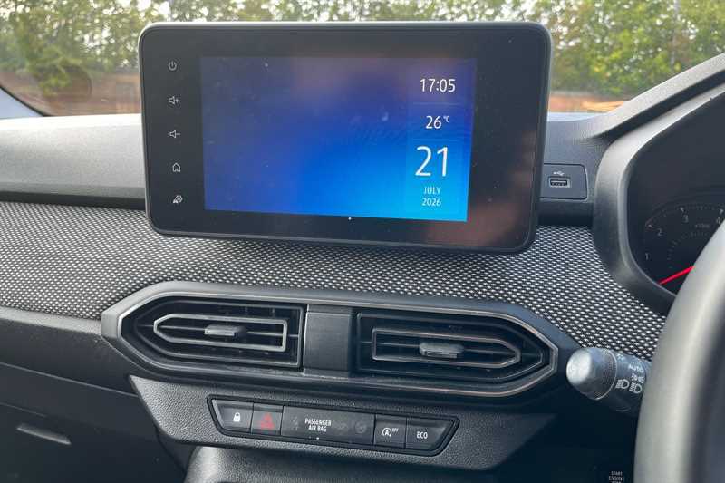 Dacia Sandero 1.0 Tce Comfort LS72HWG White #6