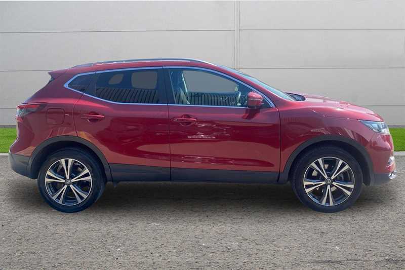 Nissan Qashqai 1.2 Dig-t N-connecta Red #3