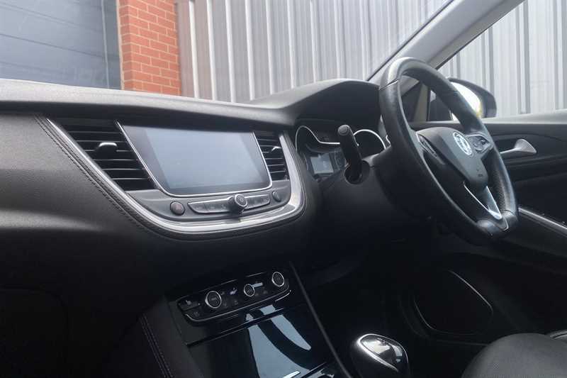 Vauxhall Grandland Hatchback Blue #18