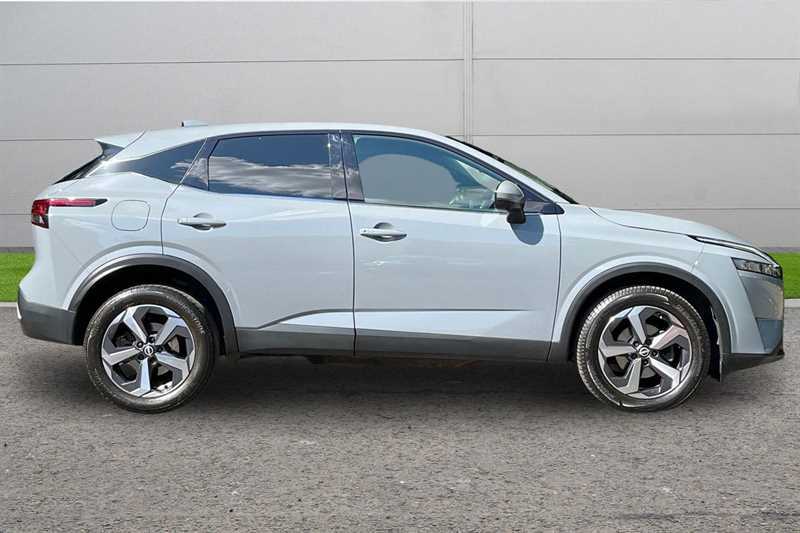 Nissan Qashqai 1.3 Dig-t Mh N-connecta Grey #3