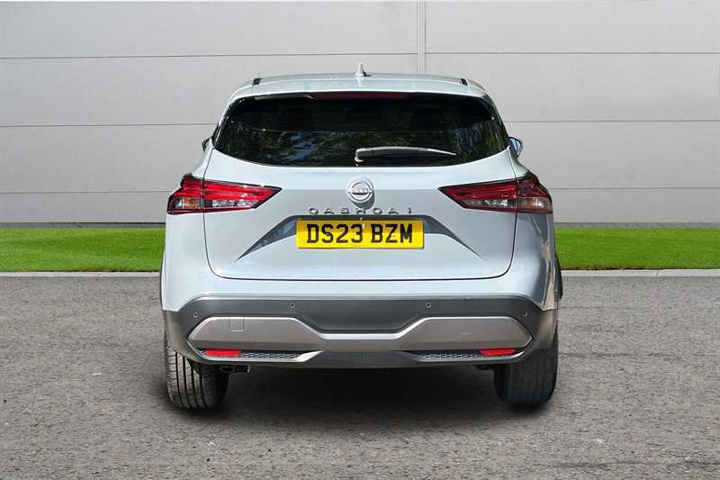 Nissan Qashqai 1.3 Dig-t Mh N-connecta Grey #4