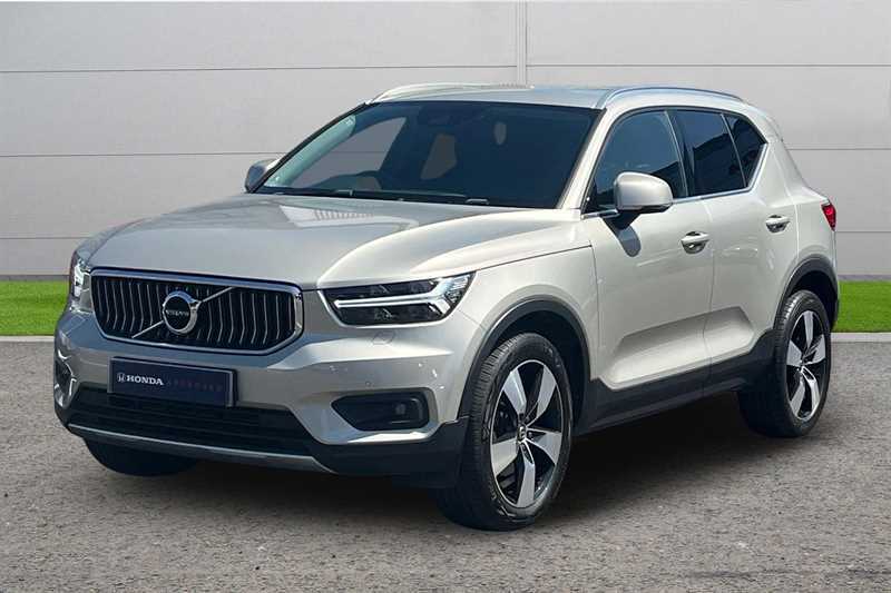 Volvo XC40 2.0 D4 190 Inscription Pro Awd Geartronic Gold