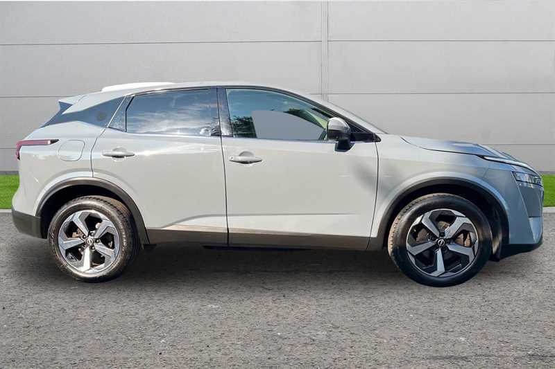 Nissan Qashqai 1.3 Dig-t Mh N-connecta Grey #3