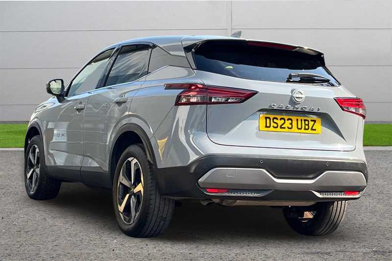 Nissan Qashqai 1.3 Dig-t Mh N-connecta Grey #2