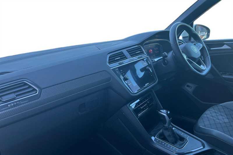 Volkswagen Tiguan 1.4 Tsi Ehybrid R-line Dsg VA23FXE White #2