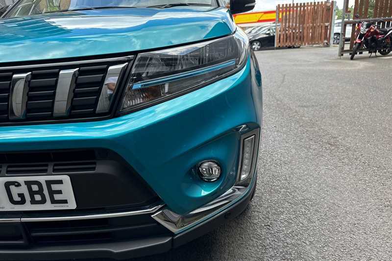 Suzuki Vitara Sz-t White #18