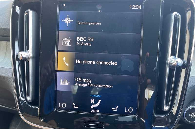 Volvo XC40 2.0 T4 Inscription Pro Geartronic Blue #5