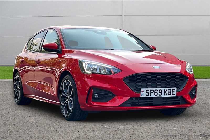 Ford Focus 1.0 Ecoboost 125 St-line X Red