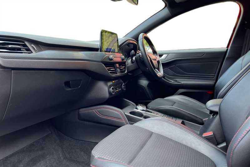 Ford Focus 1.0 Ecoboost 125 Red #2