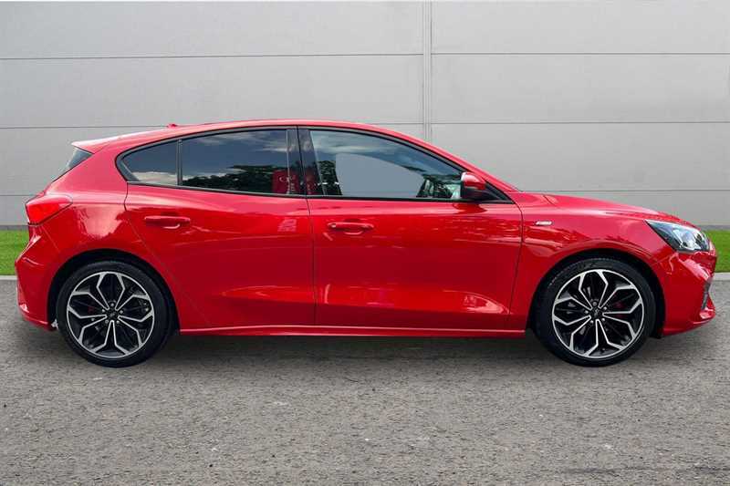 Ford Focus 1.0 Ecoboost 125 Red #5