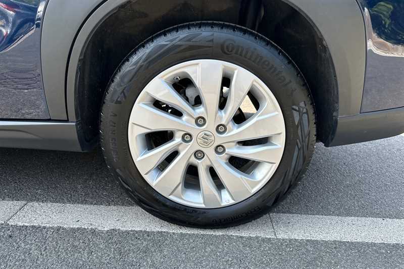 Suzuki S Cross Motion Blue #37