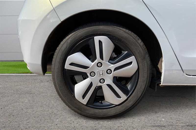 Honda Jazz Ex White #9