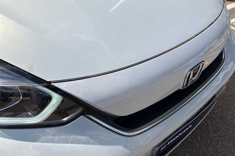 Honda Jazz Ex White #22