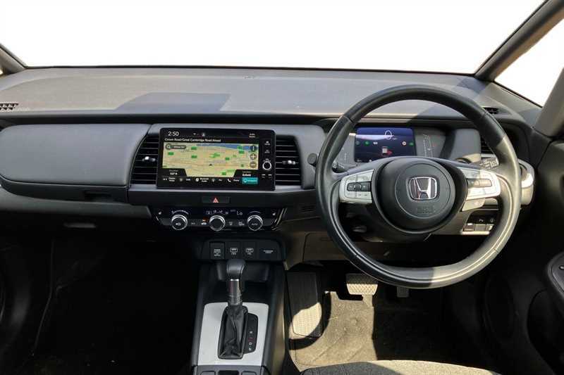 Honda Jazz 1.5 I-mmd Hybrid Ex Ecvt White #4