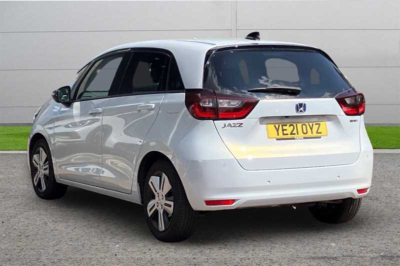 Honda Jazz 1.5 I-mmd Hybrid Ex Ecvt White #3