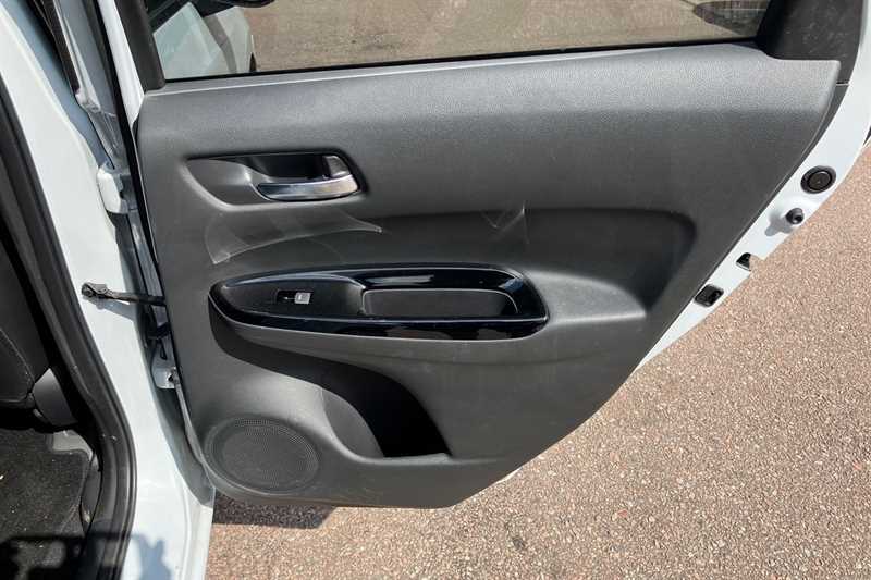 Honda Jazz Ex White #34