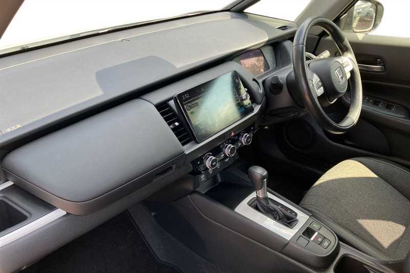 Honda Jazz 1.5 I-mmd Hybrid Ex Ecvt White #2