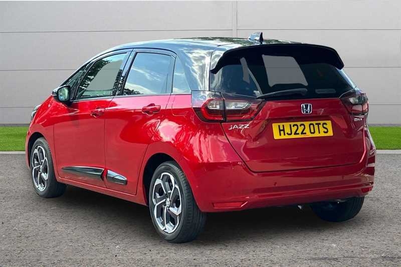 Honda Jazz 1.5 I-mmd Hybrid Ex Style Ecvt Red #3