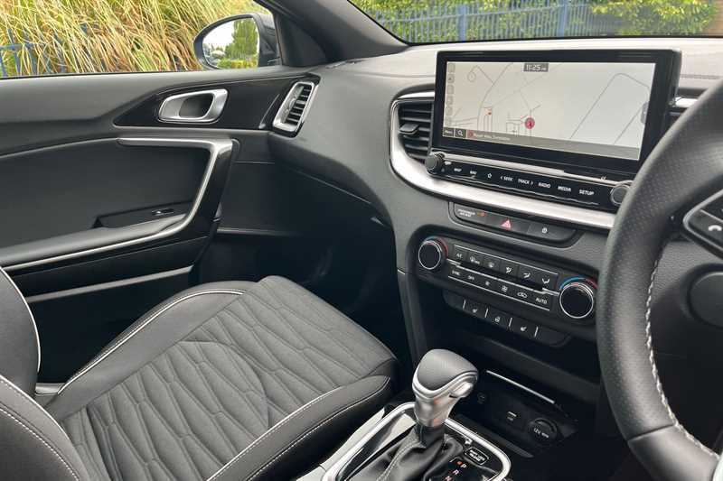 Kia Xceed 1.5 T-gdi Mt 2 Black #20