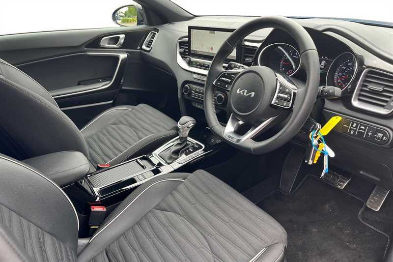 Kia Xceed 1.5 T-gdi Mt 2 Black #11