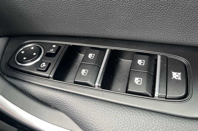 Kia Xceed 1.5 T-gdi Mt 2 Black #21