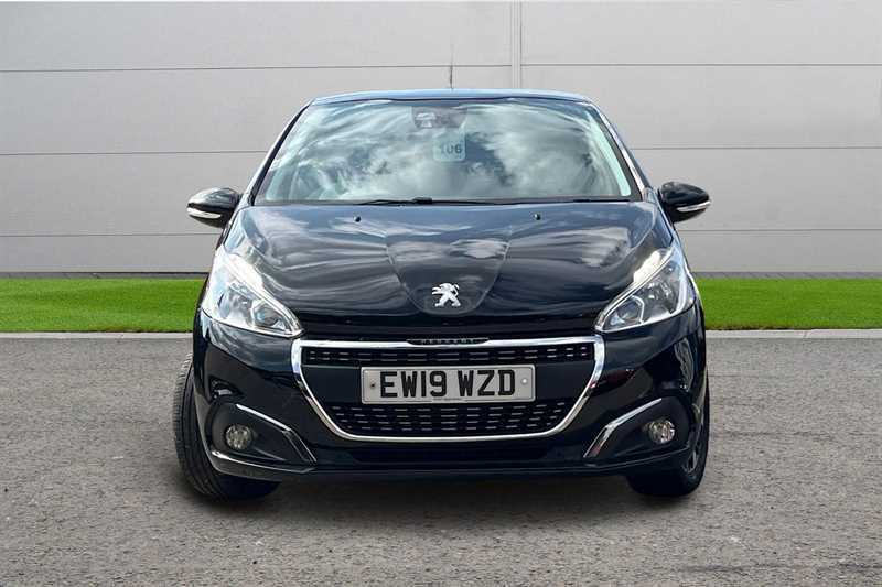 Peugeot 208 1.2 Puretech 82 Tech Edition Start Stop Black #6