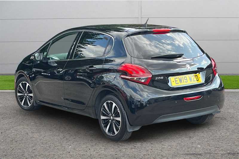 Peugeot 208 1.2 Puretech 82 Tech Edition Start Stop Black #3