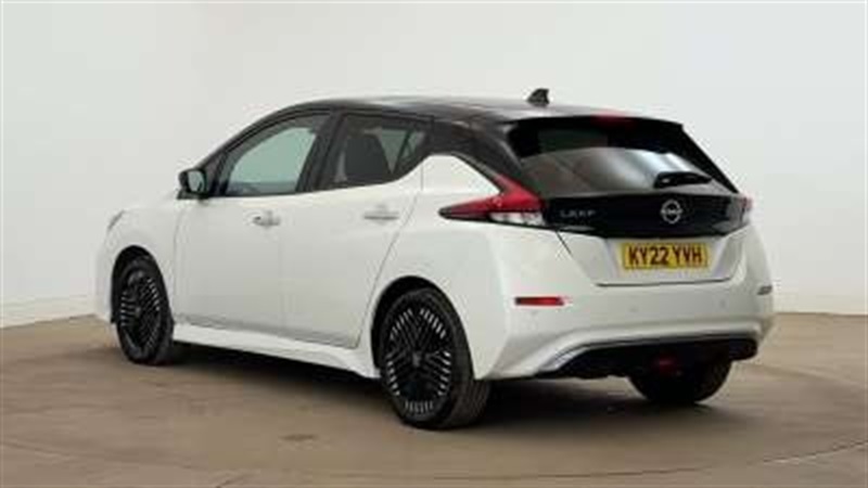 Nissan Leaf 110Kw N-connecta 39Kwh Black #3