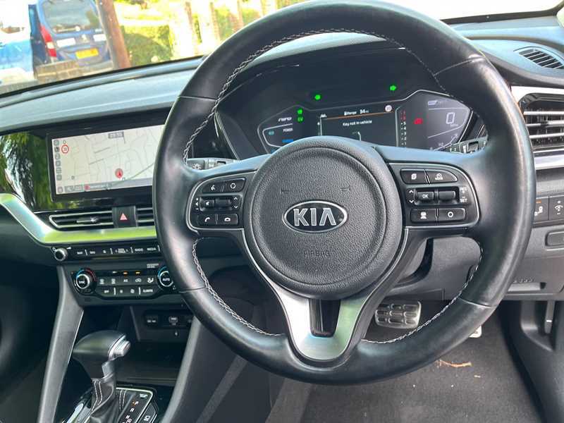 Kia Niro 1.6 Gdi Hybrid 4 Dct Red #6