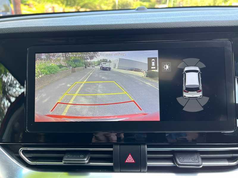 Kia Niro 1.6 Gdi Hybrid 4 Dct Red #2