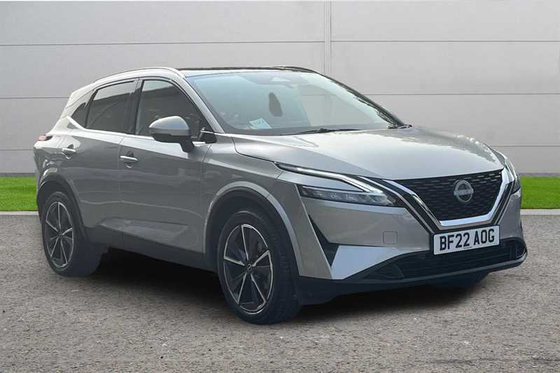Nissan Qashqai 1.3 Dig-t Mh 158 Tekna Xtronic Silver