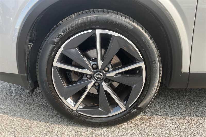 Nissan Qashqai 1.3 Dig-t Mh 158 Tekna Xtronic Silver #6