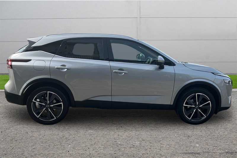 Nissan Qashqai 1.3 Dig-t Mh 158 Tekna Xtronic Silver #3