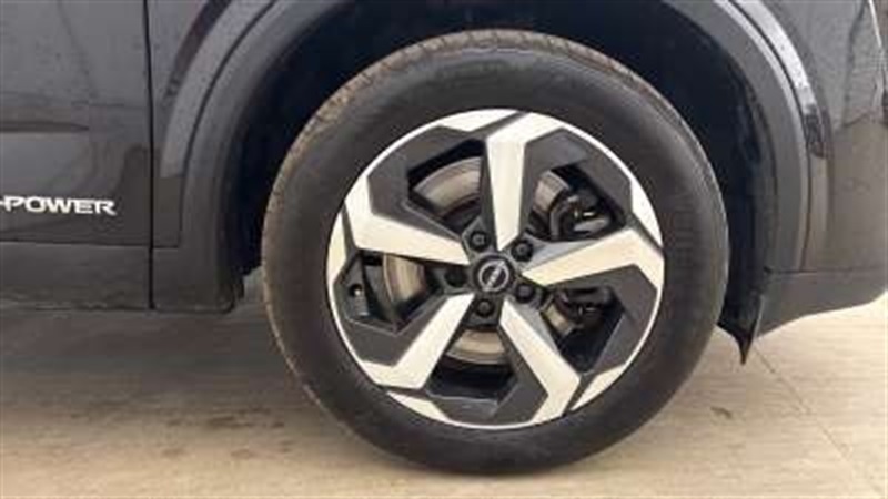 Nissan Qashqai 1.5 E-power N-connecta Glass Roof YE24NJU Black #6