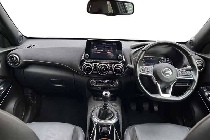 Nissan Juke 1.0 Dig-t Tekna Black #9