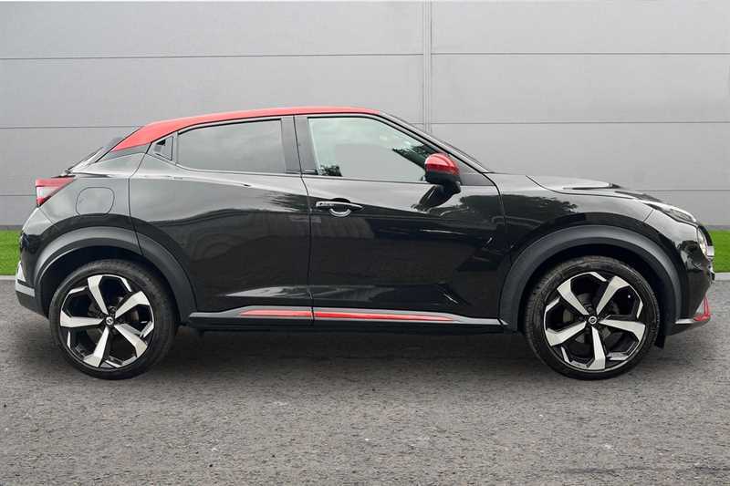Nissan Juke 1.0 Dig-t Tekna Black #3