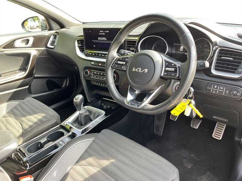 Kia Xceed 1.5T Gdi Isg 138 3 White #8