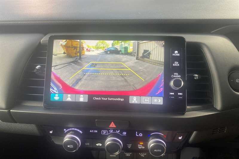 Honda Jazz 1.5 I-mmd Hybrid Ex Ecvt LM22XKZ Red #5