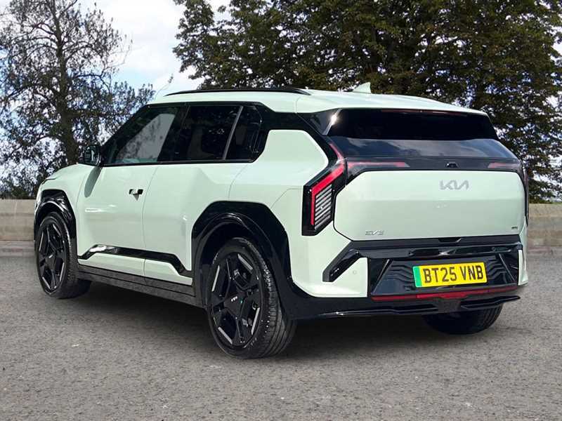 Kia EV3 150Kw Gt-line 81.4Kwh Green #2