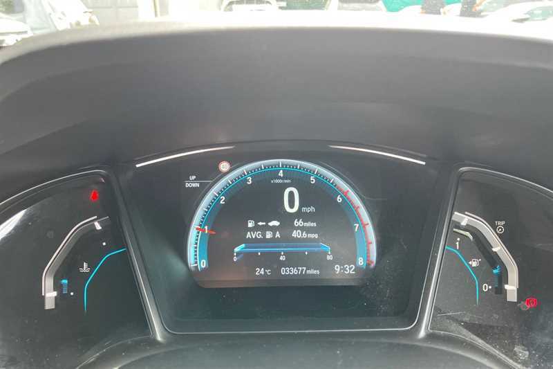 Honda Civic 1.0 Vtec Turbo Sr Red #2