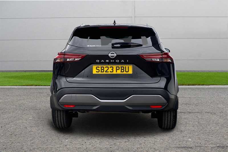 Nissan Qashqai 1.3 Dig-t Mh N-connecta Black #4
