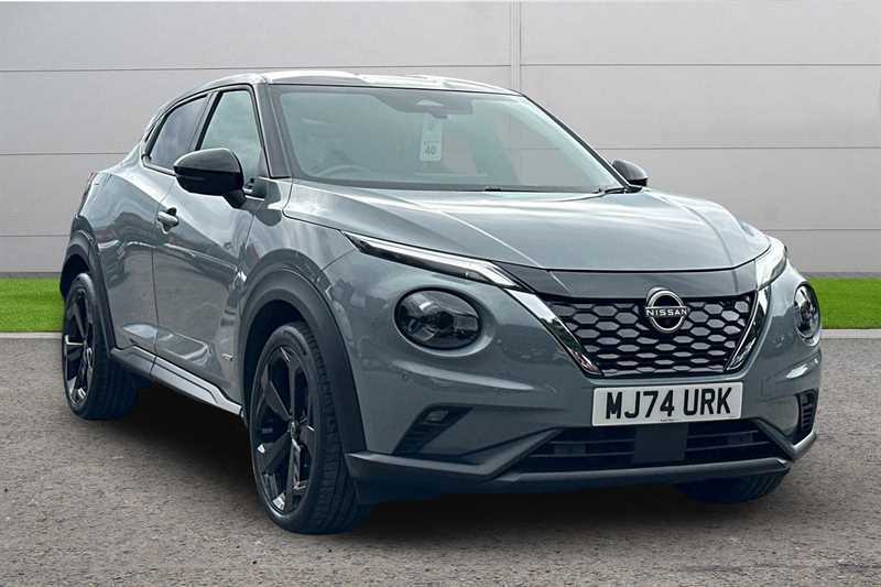Nissan Juke 1.6 Hybrid Tekna Black