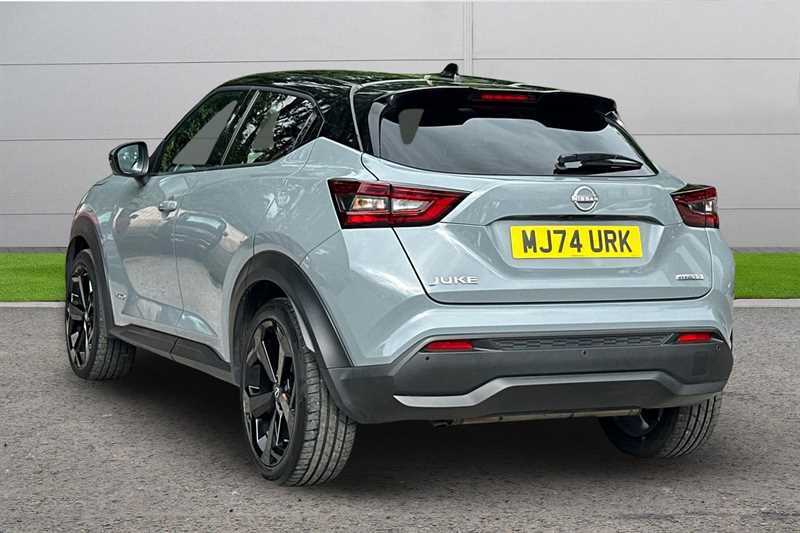 Nissan Juke 1.6 Hybrid Tekna Black #2