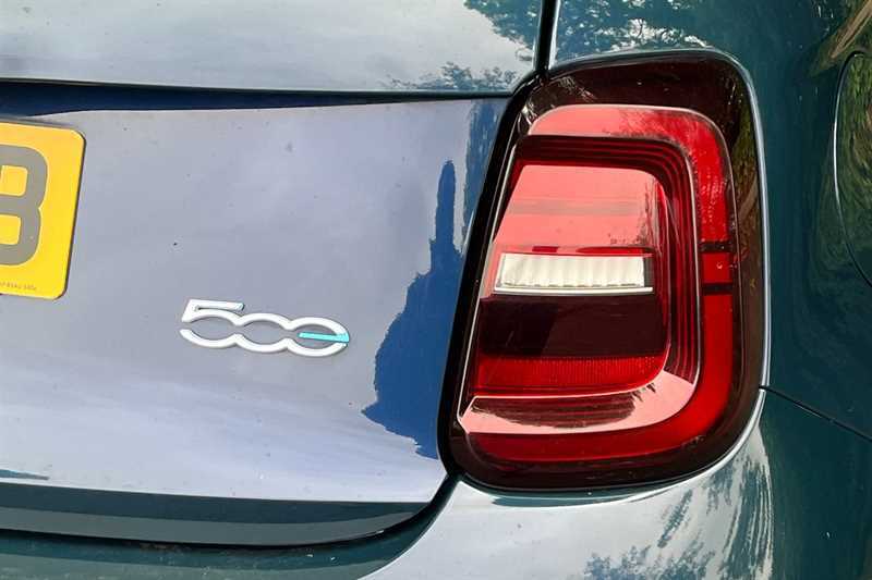Fiat 500 42Kwh Icon Black #25